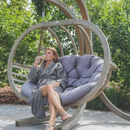 Lavendelhof Luxe Wellnesshouse Oda ve Kahvaltı Zottegem